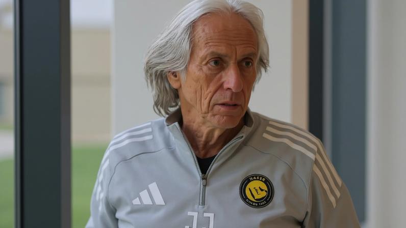 Jorge Jesus conduz Al Nassr rumo ao título com possível consagração hoje