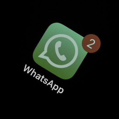 Jovens partilham fotos nuas criadas por IA via WhatsApp