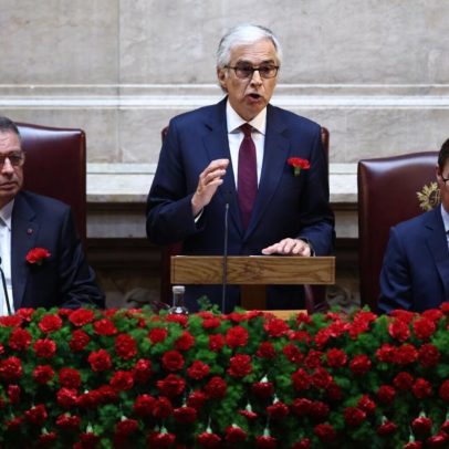 Aguiar-Branco recebe hoje presidente do parlamento ucraniano em plenário