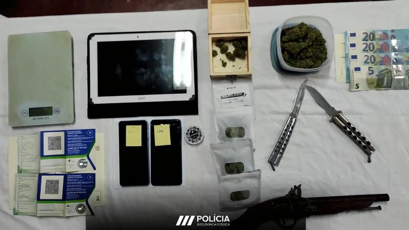 PSP detém suspeito de tráfico de droga em Chaves e apreende material