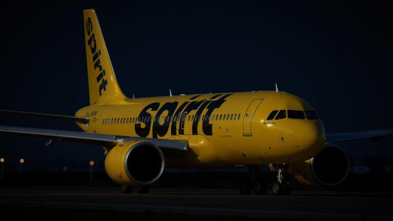 Trump e companhias aéreas acordam apoio a clientes e funcionários da Spirit
