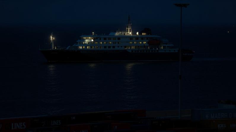 Navio Hondius