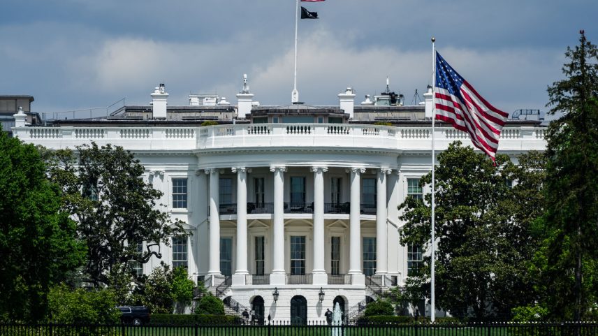 Salão de baile de Trump pode custar mil milhões de euros aos contribuintes