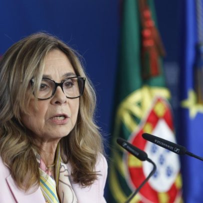 PS diz que Montenegro deve agir na saúde e decidir sobre ministra