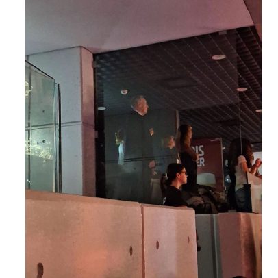 Marcelo Rebelo de Sousa assiste ao concerto das TWICE no MEO Arena