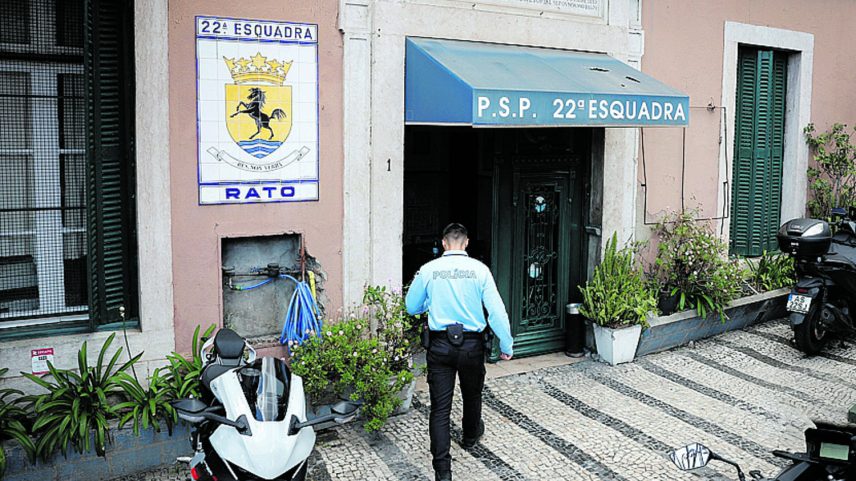 Quatro agentes da PSP com prisão preventiva por agressões na esquadra do Rato