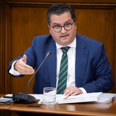 Miranda Sarmento admite bónus nas pensões