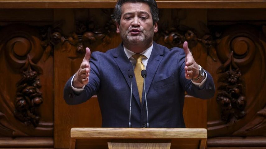 Ventura diz que polícias são descartáveis para o Governo; partidos acusam Chega