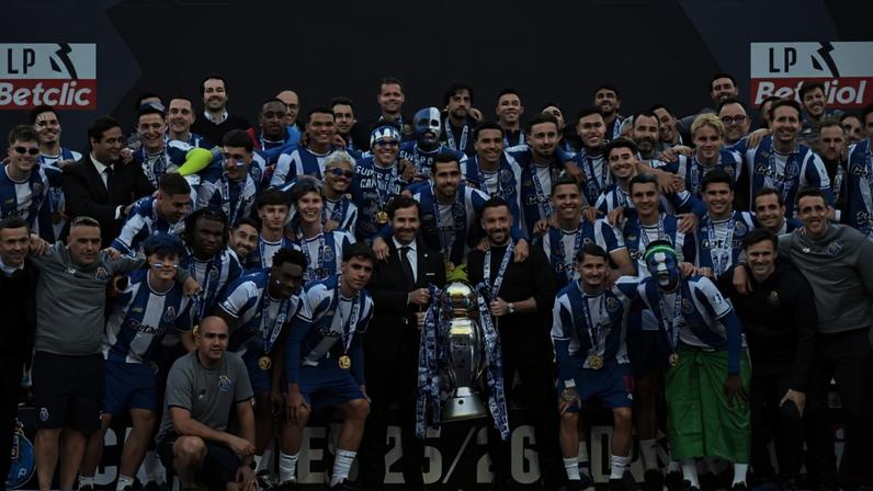 FC Porto domina XI ideal da I Liga com cinco jogadores; Sporting tem quatro