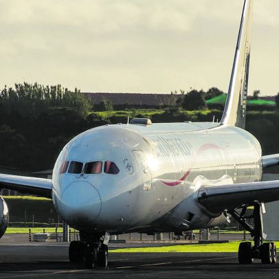 Contaminação impede abastecimento de aviões civis na Base das Lajes