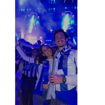 Filho de Luís Montenegro celebra título do FC Porto com nova namorada