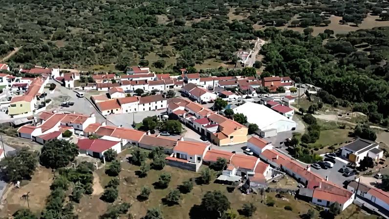 Barragem pode afundar aldeia do Pisão, com mais de 100 casas
