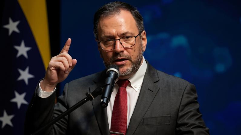 Ministro de Relações Exteriores da Venezuela, Yván Gil