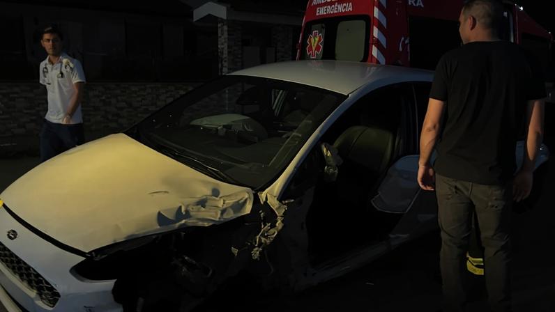 Quatro feridos em colisão rodoviária na Feira