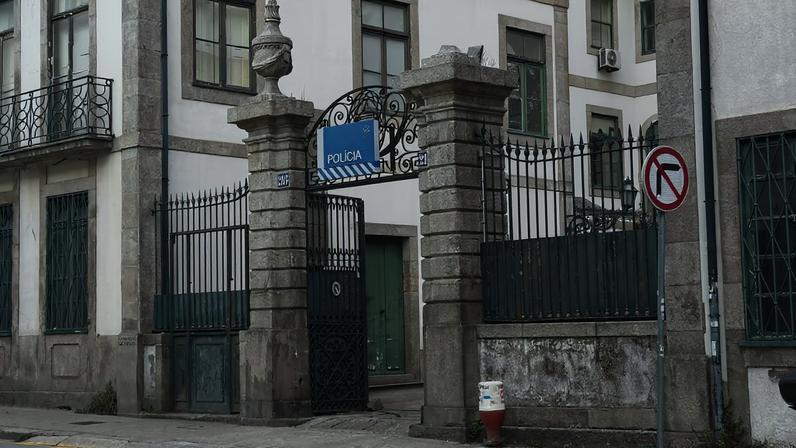 Jovem esfaqueado durante a madrugada no centro do Porto