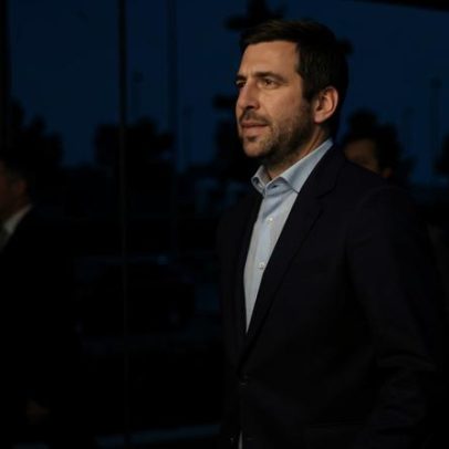 Parceiro de Messi mantém impasse com Mourinho