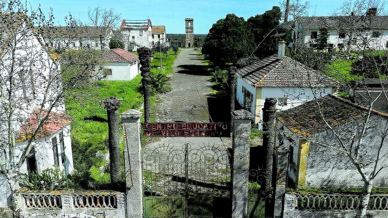 Estado vende cortiça de antiga casa de correção abandonada