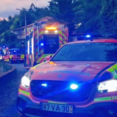Idosa removida depois de piso ceder em casa antiga na Póvoa de Lanhoso