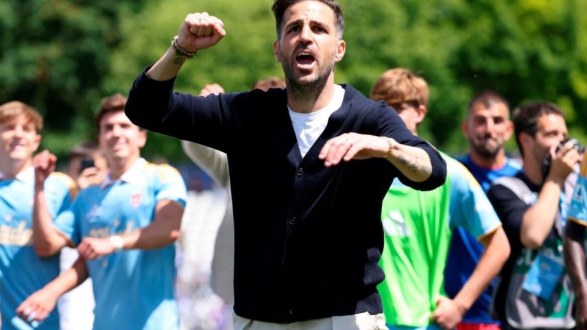 Cesc Fàbregas entra na rota de reforços do Benfica