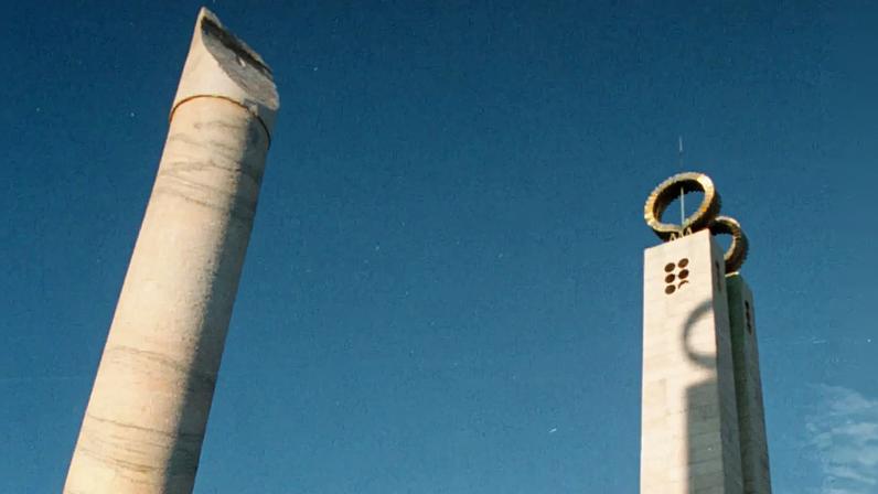 Coroas das colunas do Parque Eduardo VII vão ser repostas em agosto
