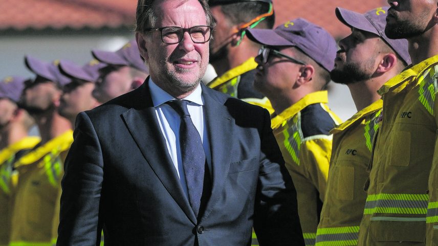 Adjunta do ministro pede ocultar anexos de relatório sobre a SIRESP