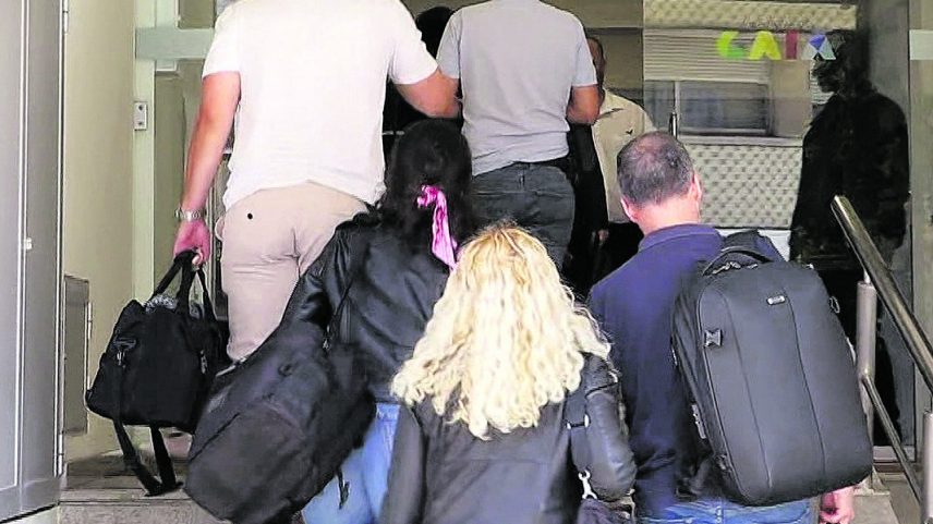 Corrupção na Águas de Gaia envolve dinheiro, refeições e obras