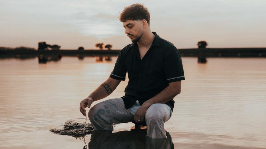 Bernardo Emídio, músico dos Adiafa, lança tema a solo com inspiração no cante alentejano