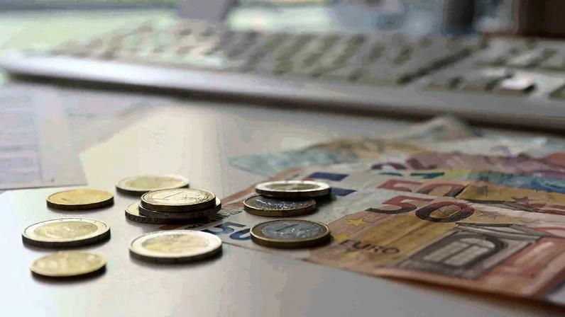 Estado regista défice de 1.548 milhões de euros até abril