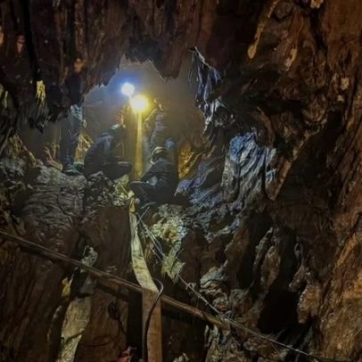 Primeiro sobrevivente resgatado com vida de gruta inundada no Laos