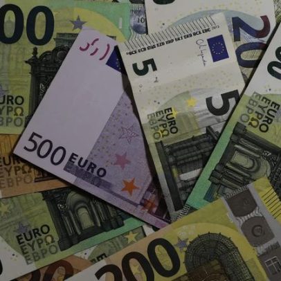 Pagamentos em atraso das entidades públicas recuam para 293 milhões até abril