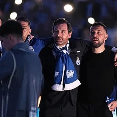 Francesco Farioli cria a família portista e conquista o título