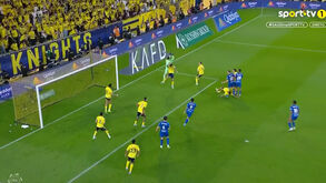 Autogolo no fim do duelo Al Nassr-Al Hilal envolve Jorge Jesus