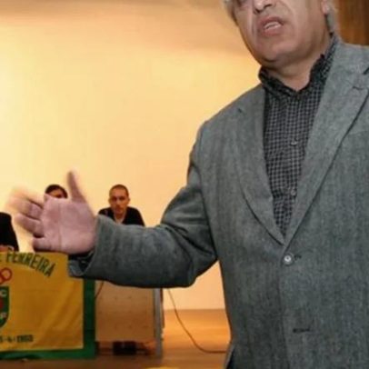 Grupo de sócios exige AG extraordinária para validar votação da SAD P. Ferreira