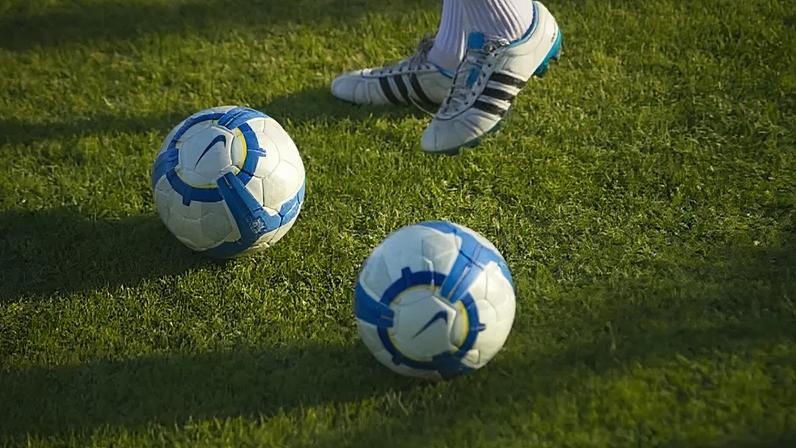 AF Santarém critica árbitro por não interromper jogo