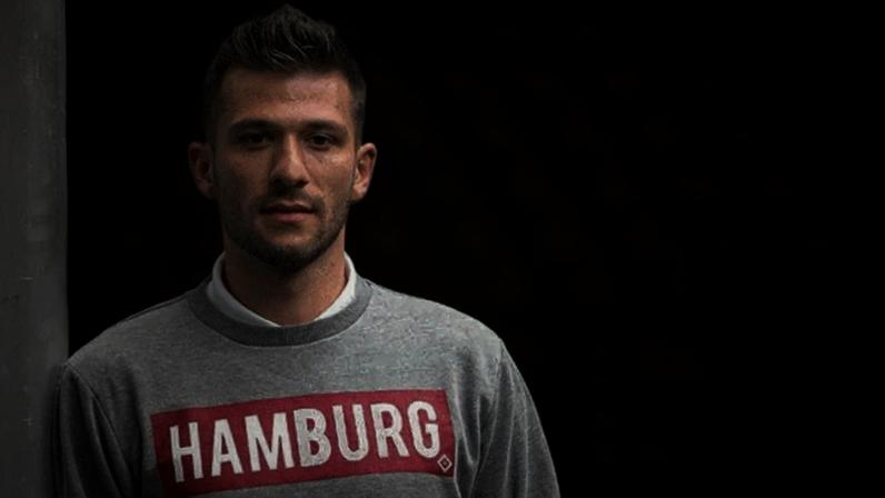 Daniel Heuer Fernandes renova contrato com o Hamburgo