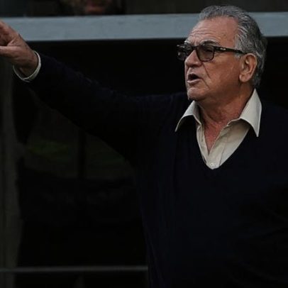 João Alves treinou Farense e Belenenses e não arrisca 51-49