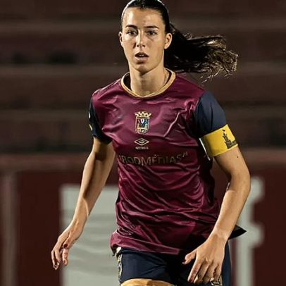 Carolina Correia segue para a Fiorentina