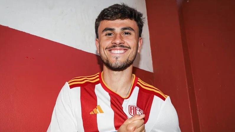 Sporting mira médio do AVS SAD: Pedro Lima na lista de reforços