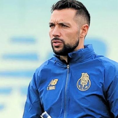 Farioli convoca dois jogadores da equipa B para jogo com Santa Clara