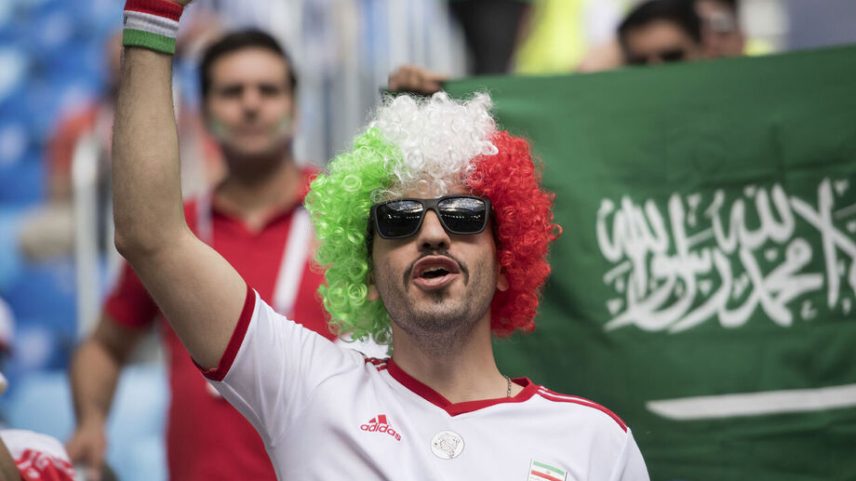 Adepto iraniano festeja apuramento