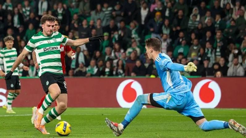 Ioannidis evita operação; Sporting acompanha lesão no joelho esquerdo