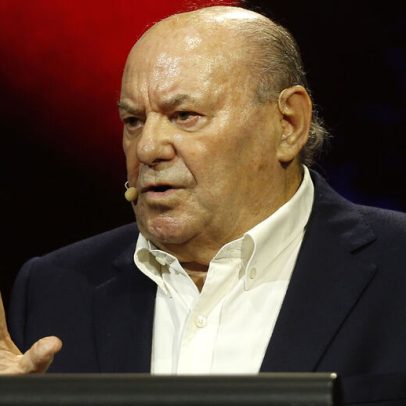 António Simões pede a Rui Costa terminar com as 'semanas à Trump' e deixar palavras de esperança