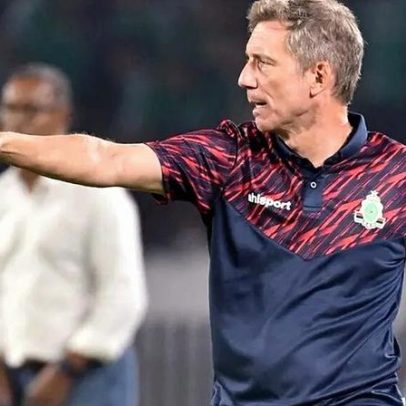 FAR Rabat empata dérbi e perde liderança na liga marroquina