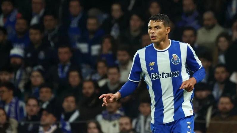 Thiago Silva conquista 31.º título da carreira no regresso ao FC Porto