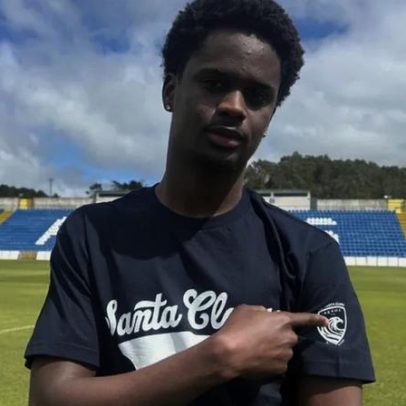 Sete jogadores sub-23 sobem à equipa principal do Santa Clara