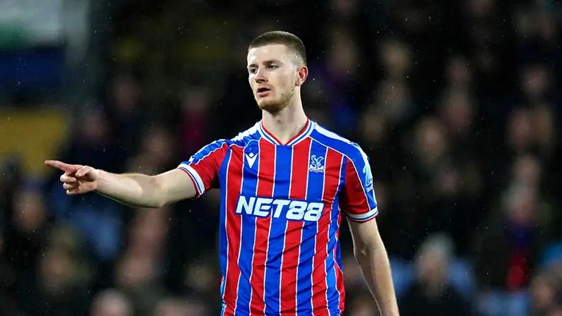 Adam Wharton em destaque no Crystal Palace