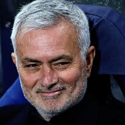 Mourinho continua disponível para renovar com o Benfica