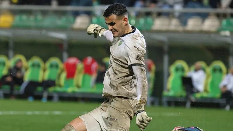 Bernardo Fontes, guarda-redes do Tondela