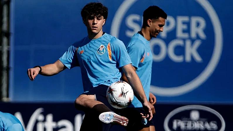 FC Porto avança para renovação de André Miranda até 2031