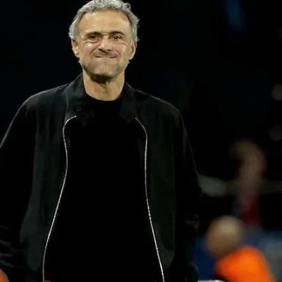 Luis Enrique comenta críticas ao Bayern-PSG: não és obrigado a respeitar ideia